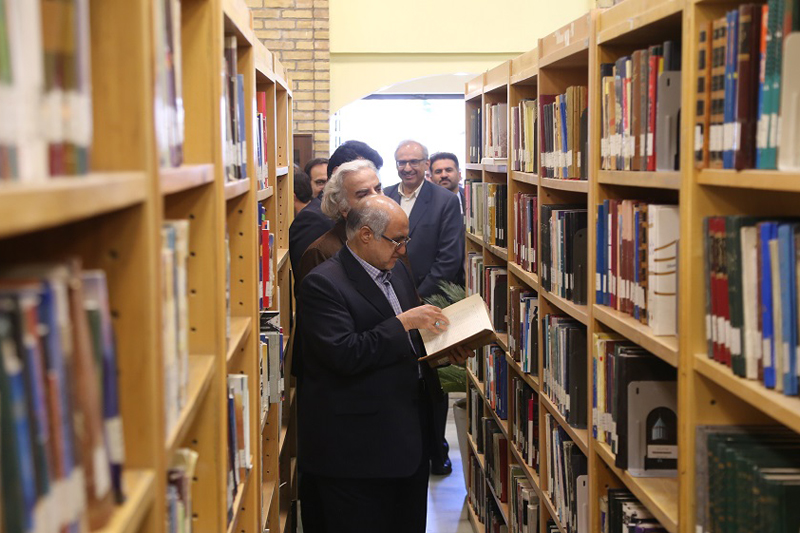 بازگشایی کتابخانه عمومی شهید مفتح با 400 نفر گنجایش